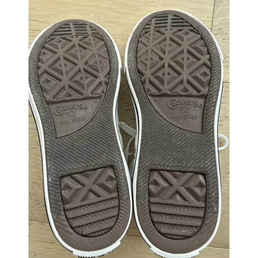 Converse Chuck Taylor All Star High Top Girls Youth Size 1 White With Butterfly - Picture 6 of 6